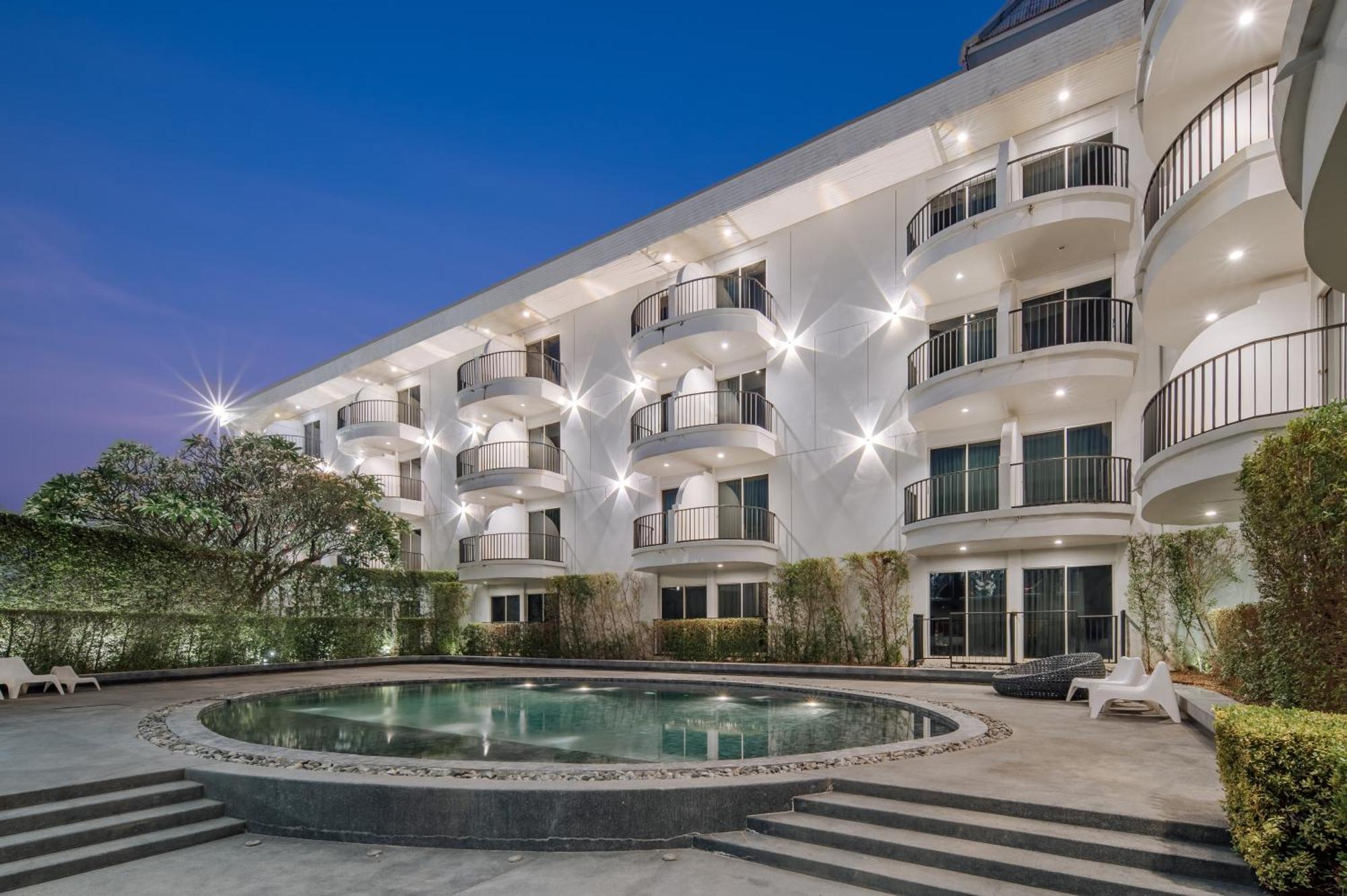 Mittapan Hotel Kanchanaburi Exterior foto